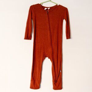 Kyte BABY romper in Rust